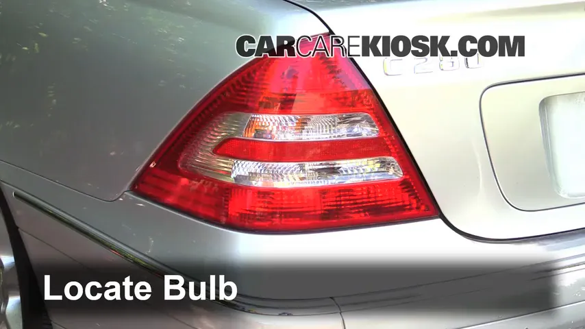 2007 Mercedes-Benz C280 4Matic 3.0L V6 Éclairage Feux de position arrière (remplacer ampoule)